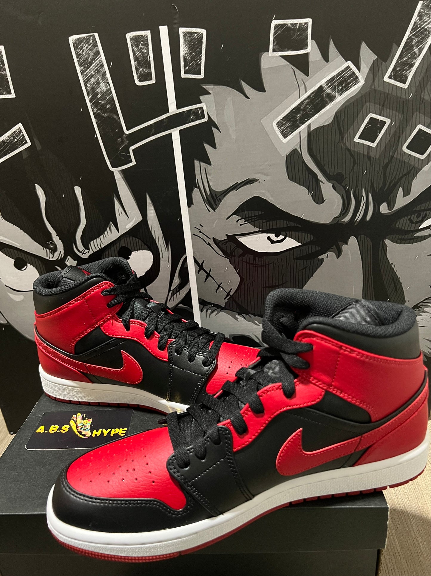 Air Jordan 1 Mid 'Banned'