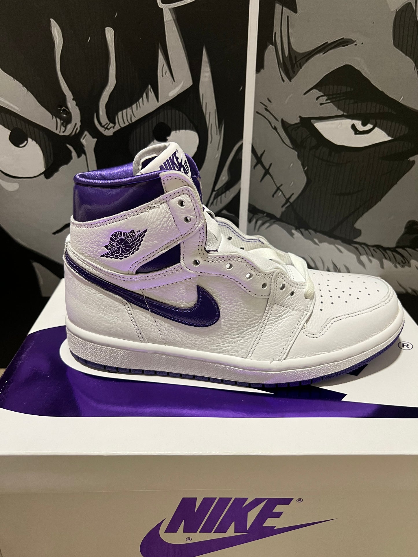 Wmns Air Jordan 1 High OG 'Court Purple'